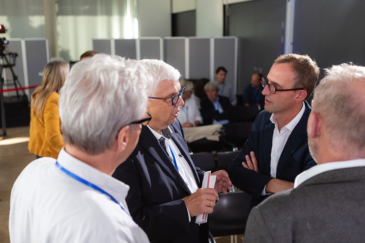 Eindruck von der Keynote zur Digitalisierung beim Landesverbandstag 2023 in Kiel