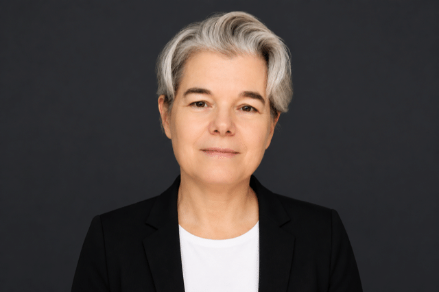 Dr. Ariane Ostermann